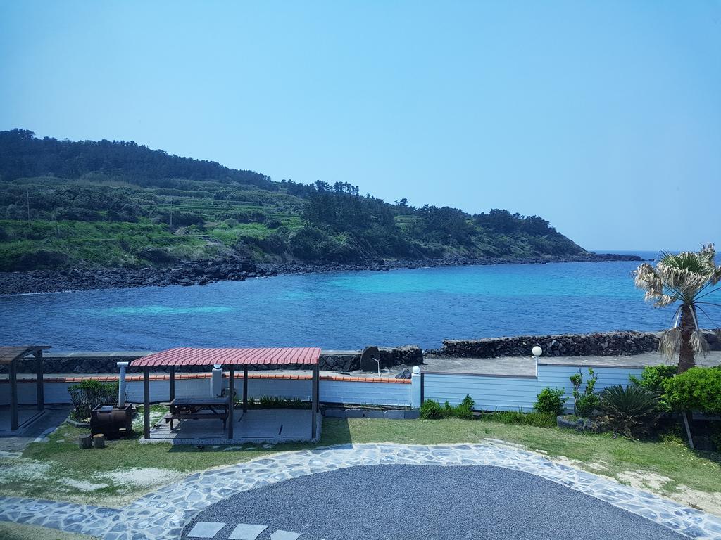 Park Beach Hotel เมืองเชจู ภายนอก รูปภาพ
