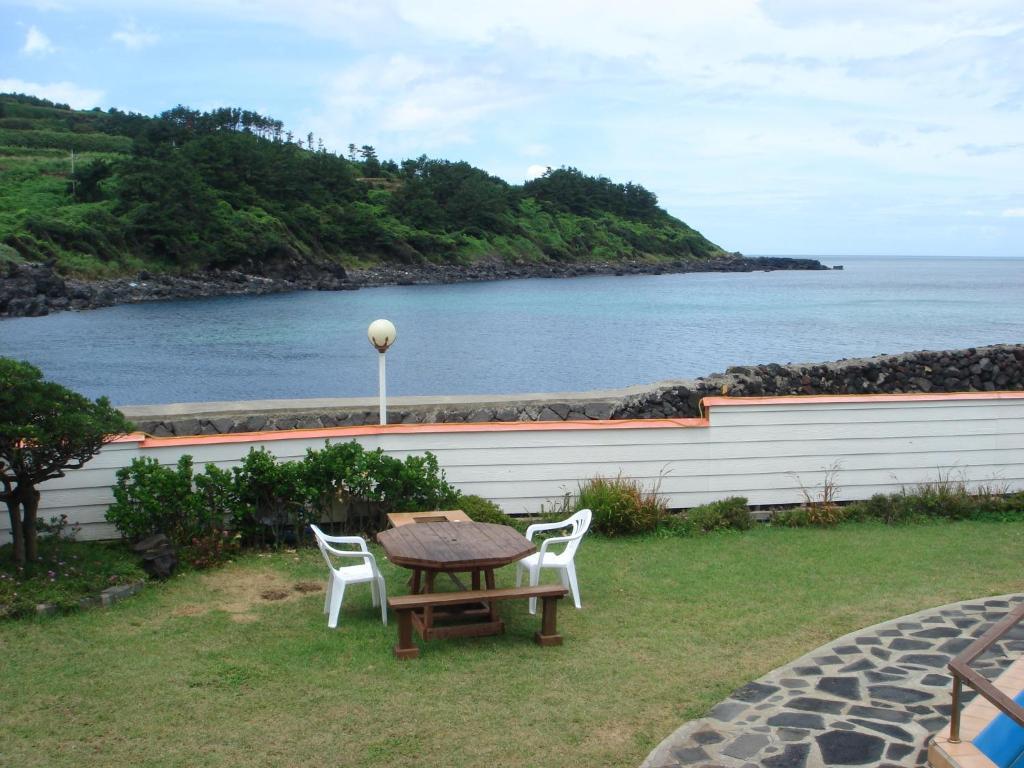 Park Beach Hotel เมืองเชจู ภายนอก รูปภาพ